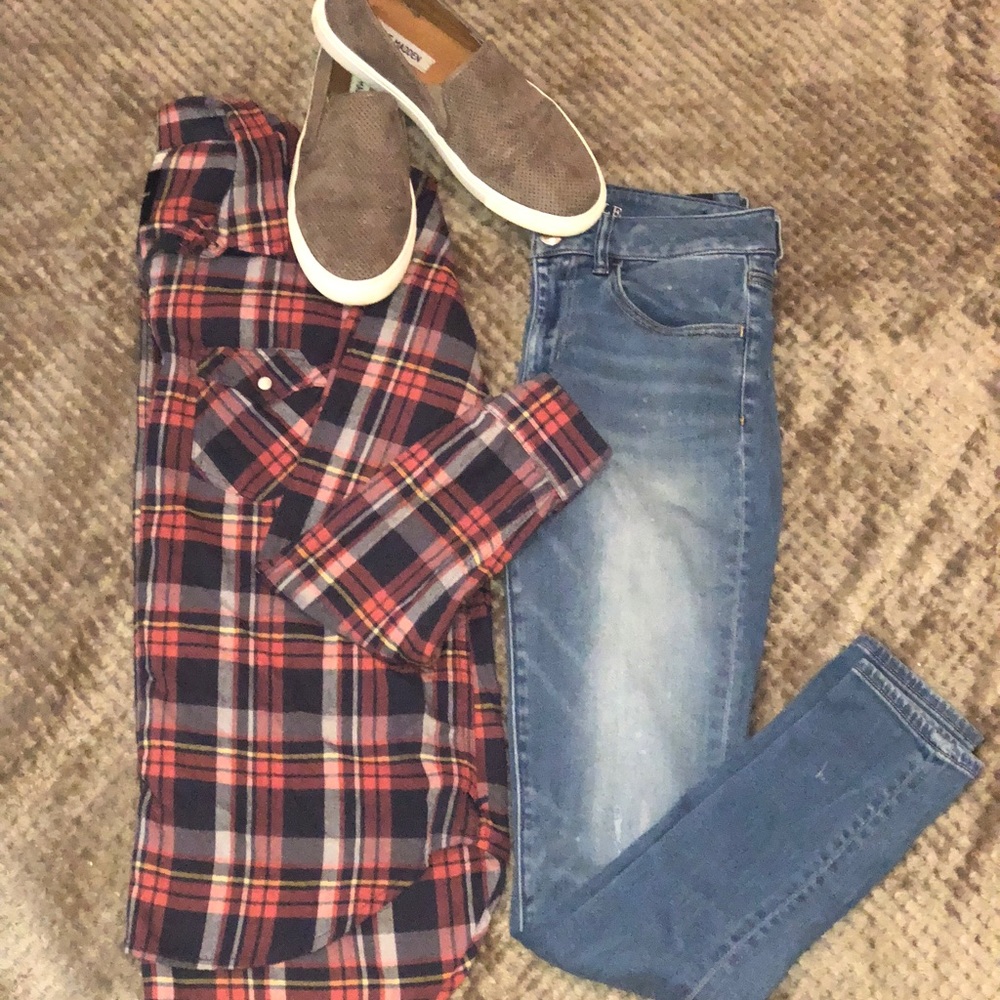 American Eagle plaid button up